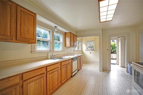 1620 Oakes Ave, Everett, WA 98201 photo 14