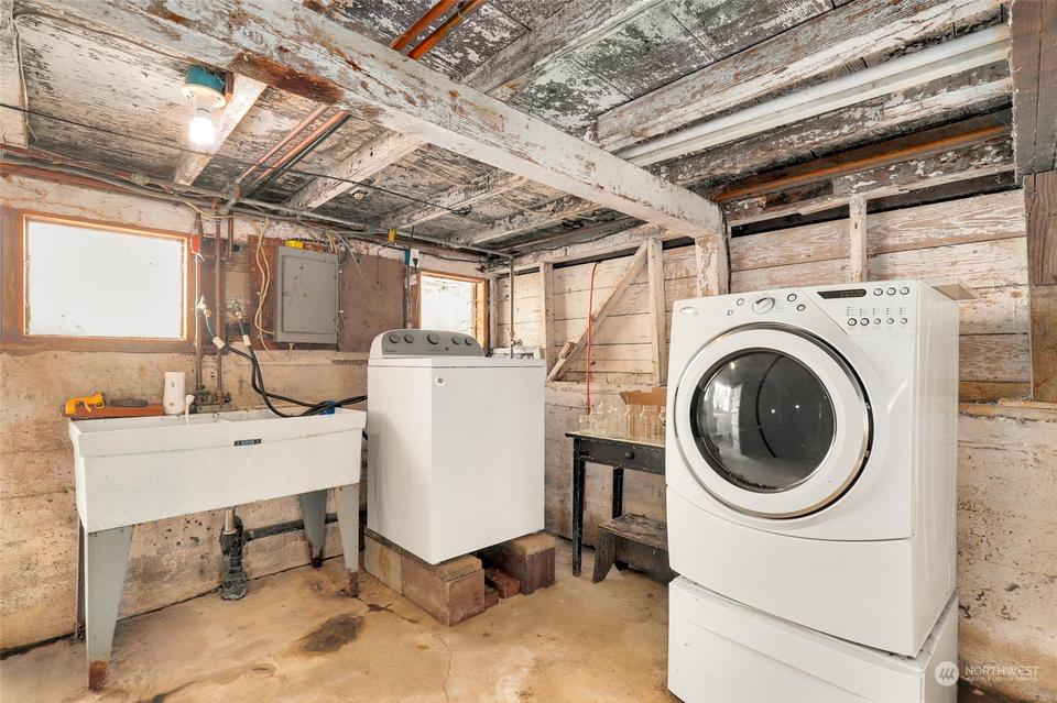  10247 41st Ave SW, Seattle, WA 98146 photo 27