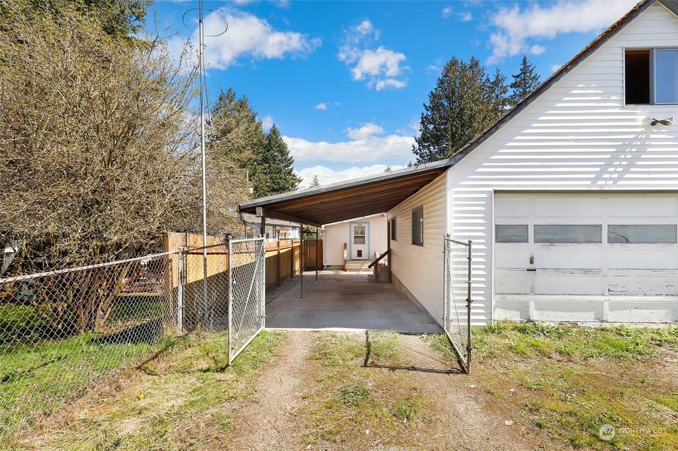 10247 41st Ave SW, Seattle, WA 98146 photo 30