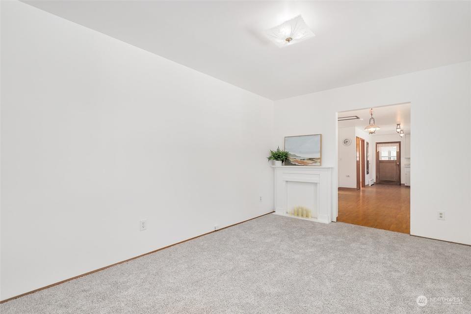 10247 41st Ave SW, Seattle, WA 98146 photo 6