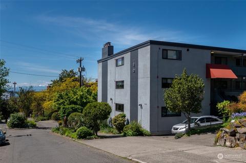 1310 E Thomas St, Seattle, WA 98102 photo 3