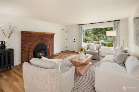 405 240th St SW, Bothell, WA 98021 photo 3