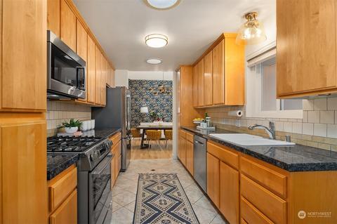 405 240th St SW, Bothell, WA 98021 photo 14