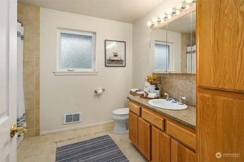 405 240th St SW, Bothell, WA 98021 photo 35