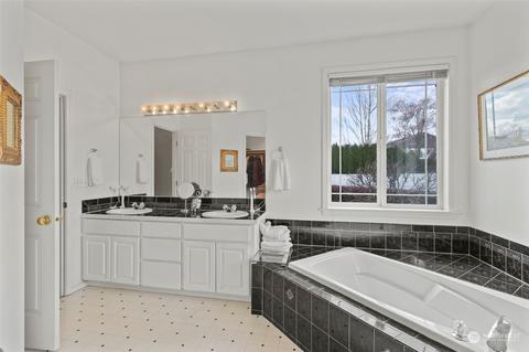 15117 146th Ave E, Orting, WA 98360 photo 12
