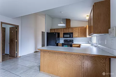 5607 230th Street Ct E, Spanaway, WA 98387 photo 16