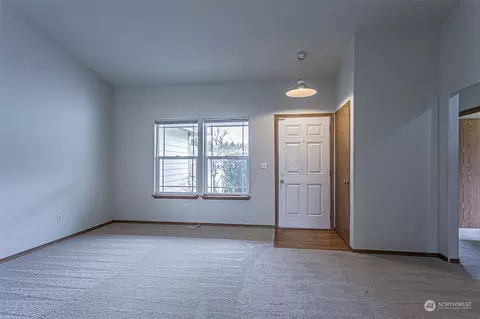 5607 230th Street Ct E, Spanaway, WA 98387 photo 6