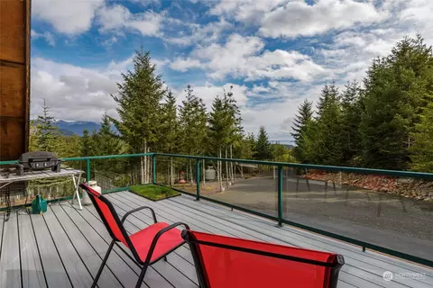 21 N Hamma Ridge Ct, Lilliwaup, WA 98555