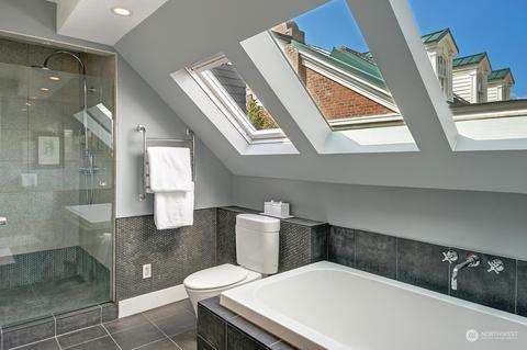 2812 10th Ave E, Seattle, WA 98102 photo 18