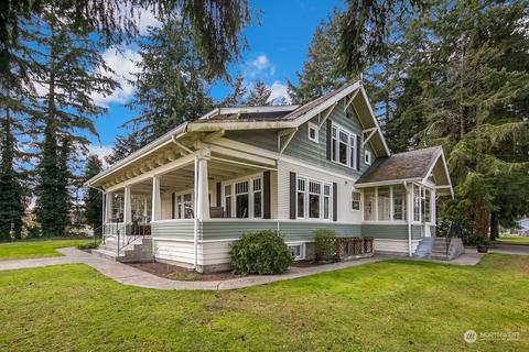 8757 S 120th Pl, Seattle, WA 98178