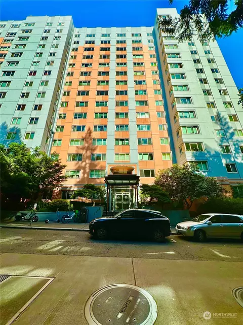 1400 Hubbell Pl #205, Seattle, WA 98101