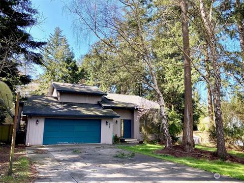 1585 Links Way, Oak Harbor, WA 98277