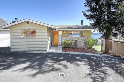 2873 Tillicum Beach Dr, Camano Island, WA 98282