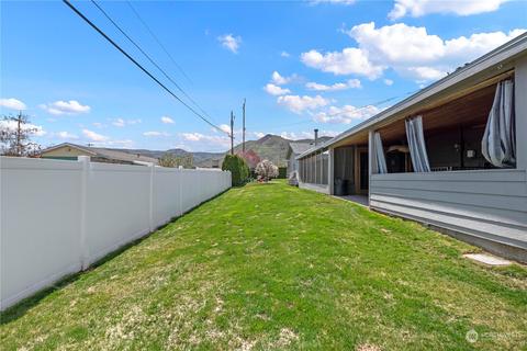 1317 Ormiston St, Wenatchee, WA 98801 photo 32