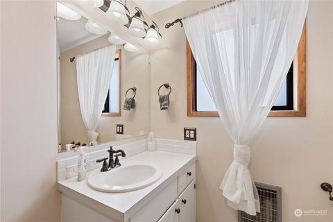 1317 Ormiston St, Wenatchee, WA 98801 photo 15