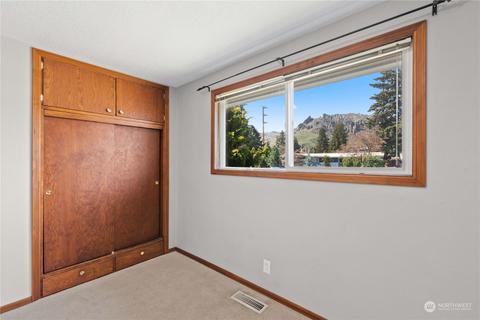 1317 Ormiston St, Wenatchee, WA 98801 photo 18