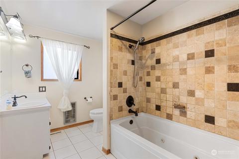 1317 Ormiston St, Wenatchee, WA 98801 photo 14