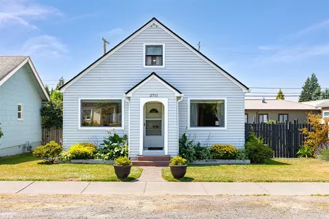 2711 Peabody, Bellingham, WA 98225