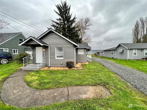 3228 Washington Way, Longview, WA 98632