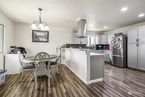 413 Maple St, Warden, WA 98857 photo 6