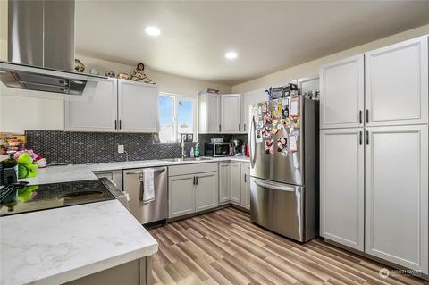 413 Maple St, Warden, WA 98857 photo 9