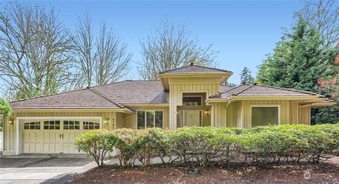 4761 Fernridge Ln, Mercer Island, WA 98040