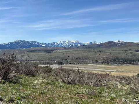 85 C Harrier Hill Rd, Winthrop, WA 98862