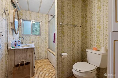 8848 Valley View Rd, Custer, WA 98240 photo 4