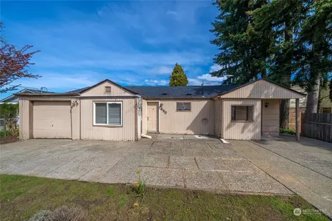 450 SW 154th St, Burien, WA 98166