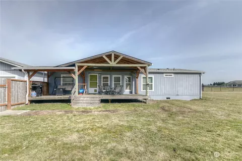 18130 Sargent Rd SW, Rochester, WA 98579