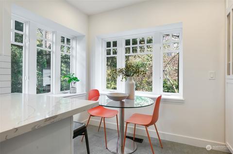 3208 E Howell St, Seattle, WA 98122 photo 22