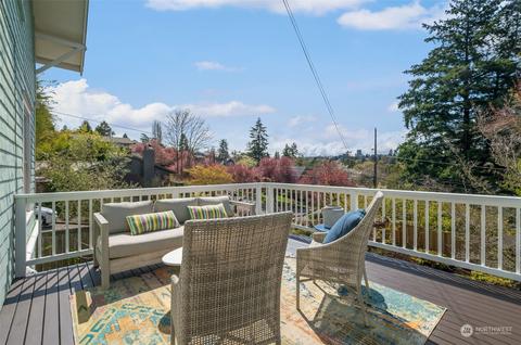 3208 E Howell St, Seattle, WA 98122 photo 12