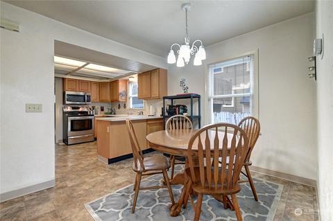 1911 18th St, Everett, WA 98201 photo 6