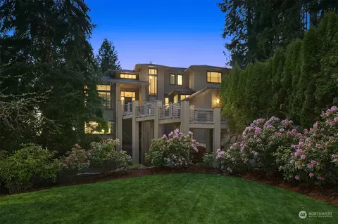 20605 NE 15th St, Sammamish, WA 98074