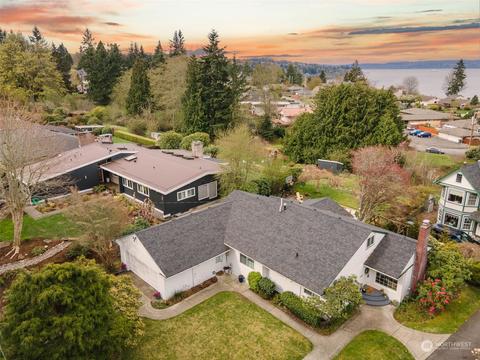 808 Crown Dr, Everett, WA 98203 photo 3