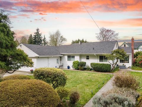 808 Crown Dr, Everett, WA 98203 photo 1