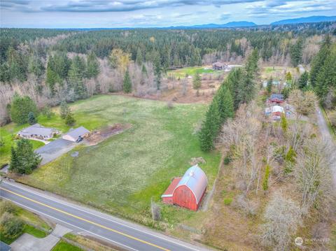 255 SE Green Valley Rd, Black Diamond, WA 98010