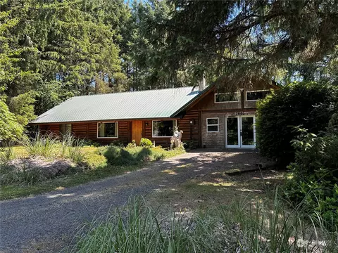 766 Duck Lake Dr SE, Ocean Shores, WA 98569