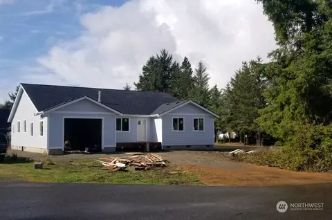 307 Sycamore Ct SE, Ocean Shores, WA 98569