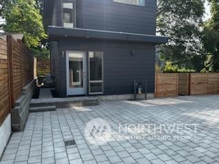 336 17th Ave, Seattle, WA 98122