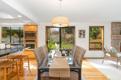 2526 Viewcrest Ave, Everett, WA 98203 photo 9