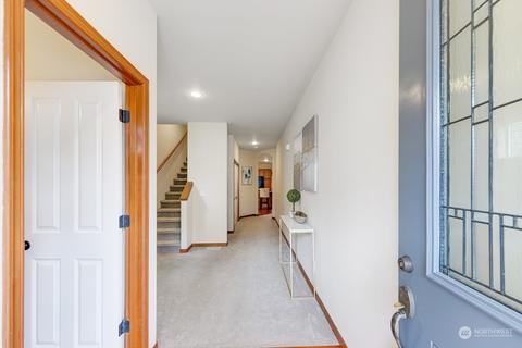 17901 19th Ave SE, Bothell, WA 98012 photo 2