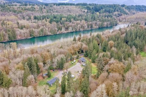 49924 Concrete Sauk Valley Rd, Concrete, WA 98237
