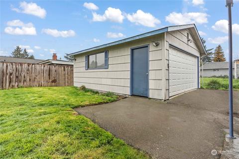 935 E 32nd St, Bremerton, WA 98310 photo 24