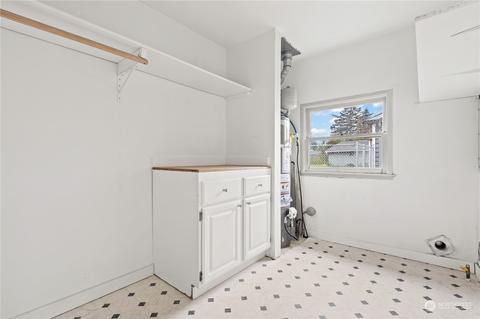 935 E 32nd St, Bremerton, WA 98310 photo 14