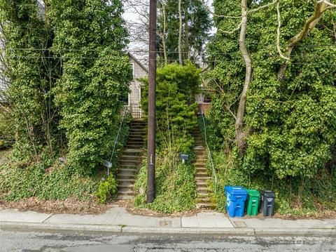 1323 14th Ave S, Seattle, WA 98144