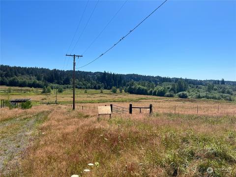 12450 Petersen Ln NW, Silverdale, WA 98383