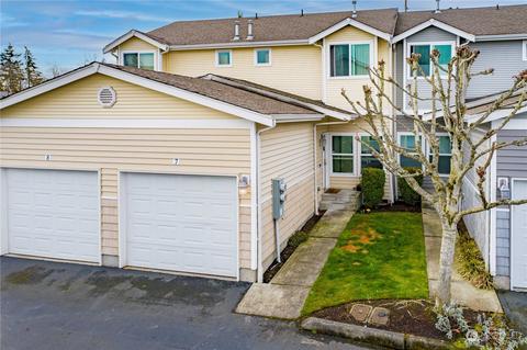 617 7th St SE #B7, Puyallup, WA 98372