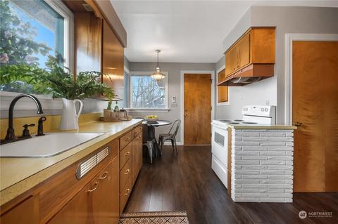 2332 Baker Ave, Everett, WA 98201 photo 10