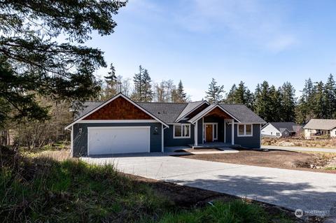 4816 Lawrence Ln, Freeland, WA 98249
